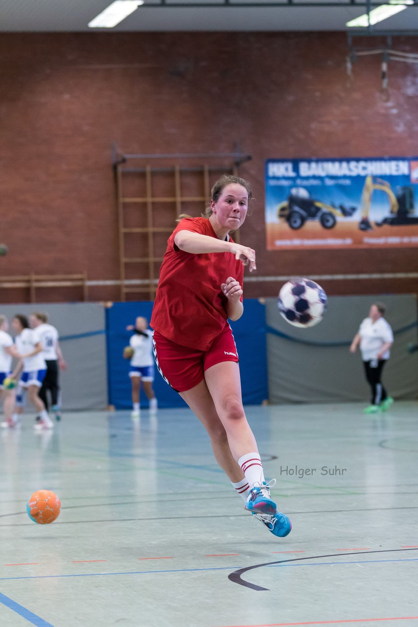 Bild 123 - Frauen Barmstedter TS - Buedelsdorfer TSV : Ergebnis: 26:12